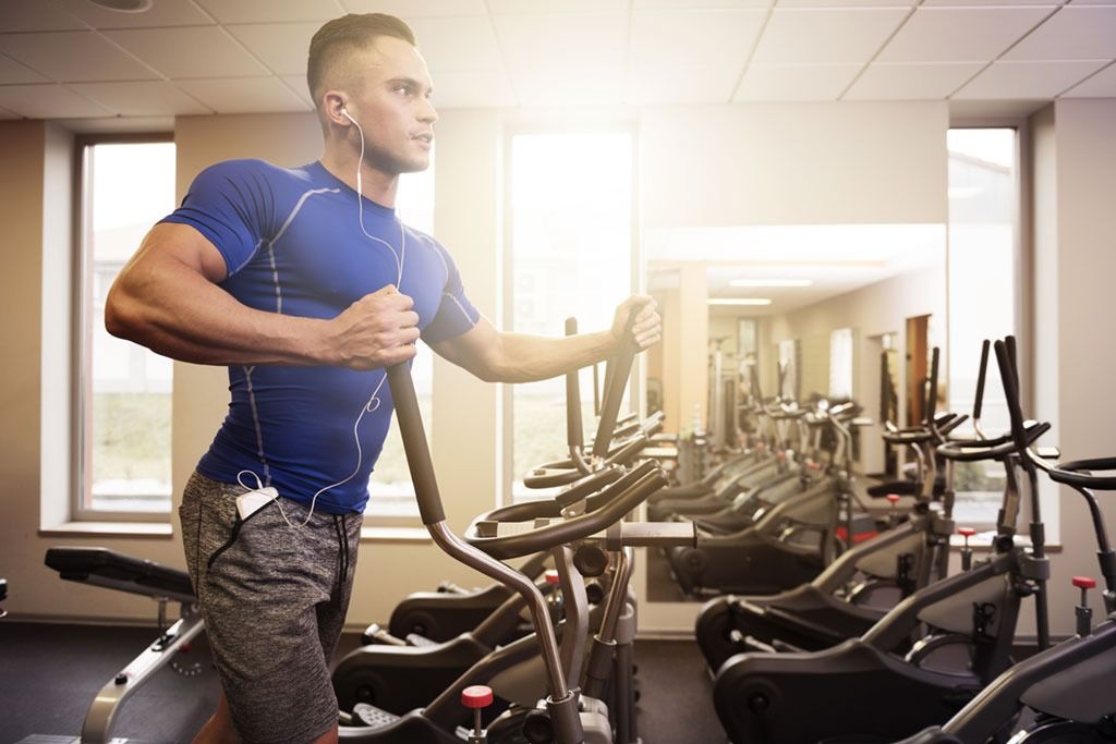 Die 10 besten Cardio-Workouts für Männer über 40
