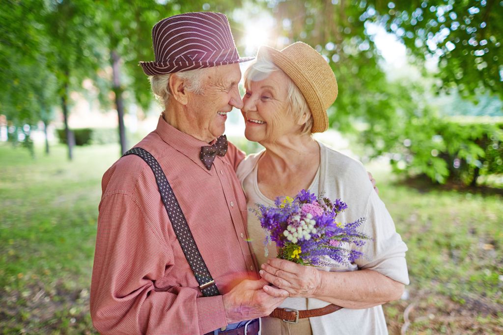 flori de cuplu bătrân