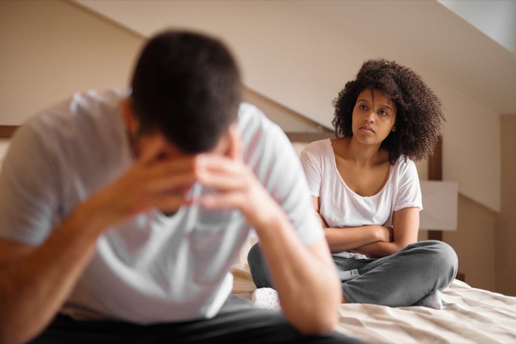 jauna rasių pora išsiskiria ir sutrinka