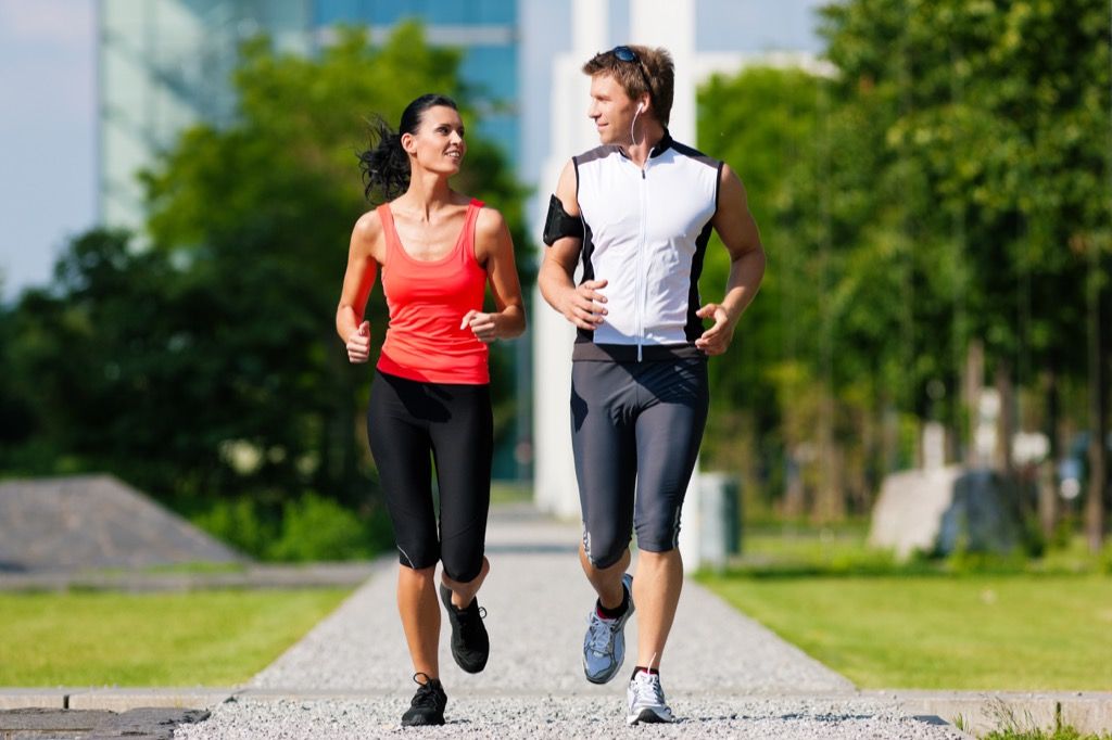 двойка най-дебелите градове, които упражняват бягане, помага да отслабнете