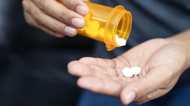 इस प्रमुख दवा की कमी से मरीजों को 'डरा हुआ' है, नई रिपोर्ट कहती है