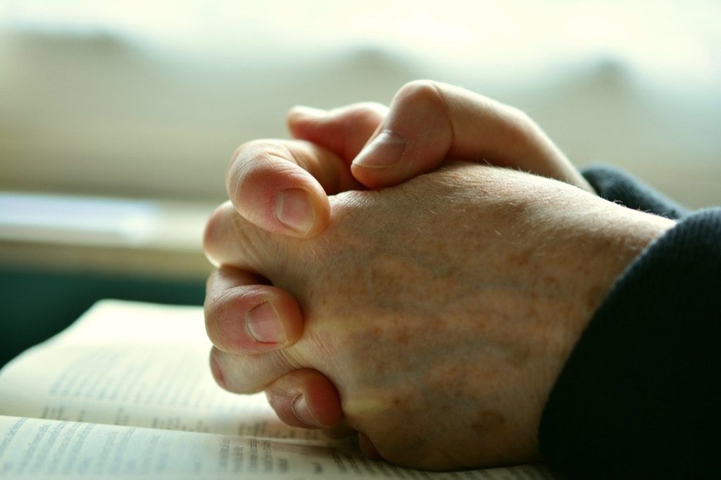 Kädet rukouksessa, Pixabay
