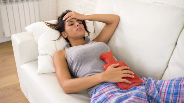 Uued uuringud näitavad, et need populaarsed toidud muudavad menstruaalkrambid hullemaks