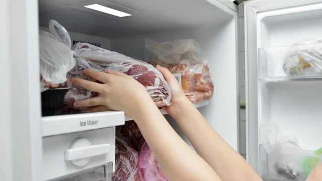 Hvis du har dette oksekød i din fryser, må du ikke spise det, siger USDA i en ny advarsel