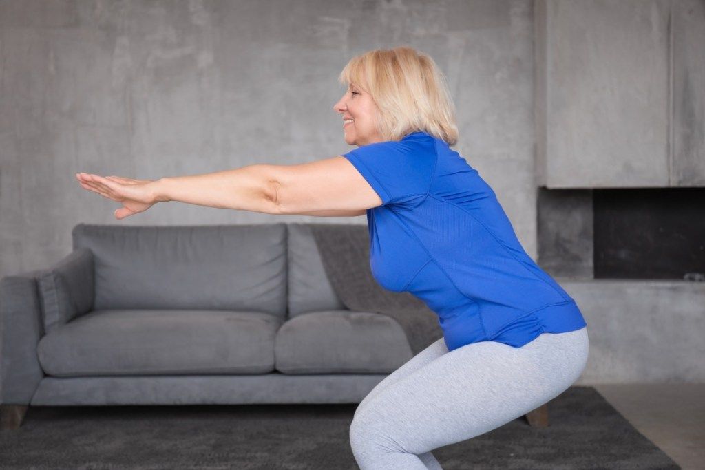 25 bài tập thể dục dễ dàng tại nhà bạn có thể thực hiện trong kỳ nghỉ