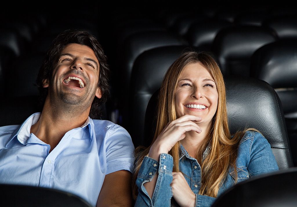 jatuh, pasangan tertawa, bioskop, kata pintar, menghilangkan stres