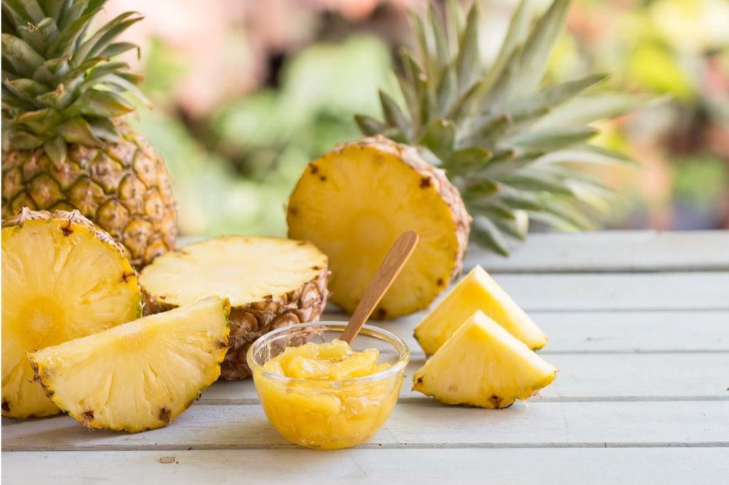 Mga Pagkain na Anti-Aging ng Pineapple