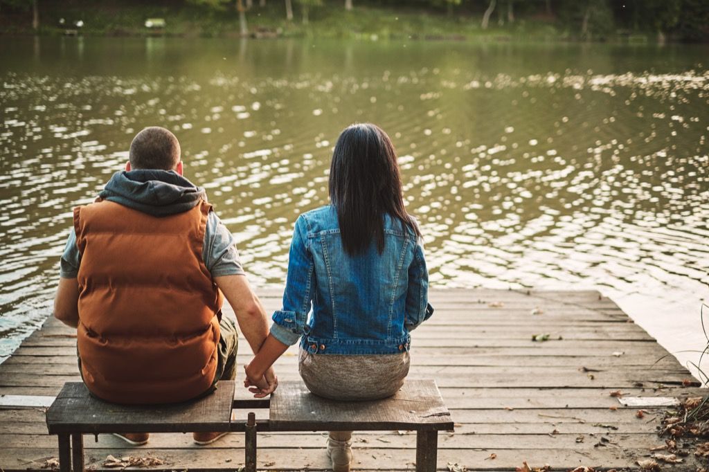 melakukan perkara-perkara di alam semula jadi dapat menolong pasangan berehat