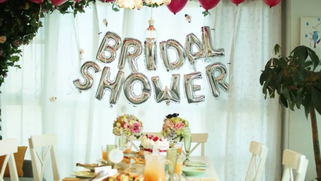 20 најбољих свадбених игара за туширање да бисте је заиста прославили