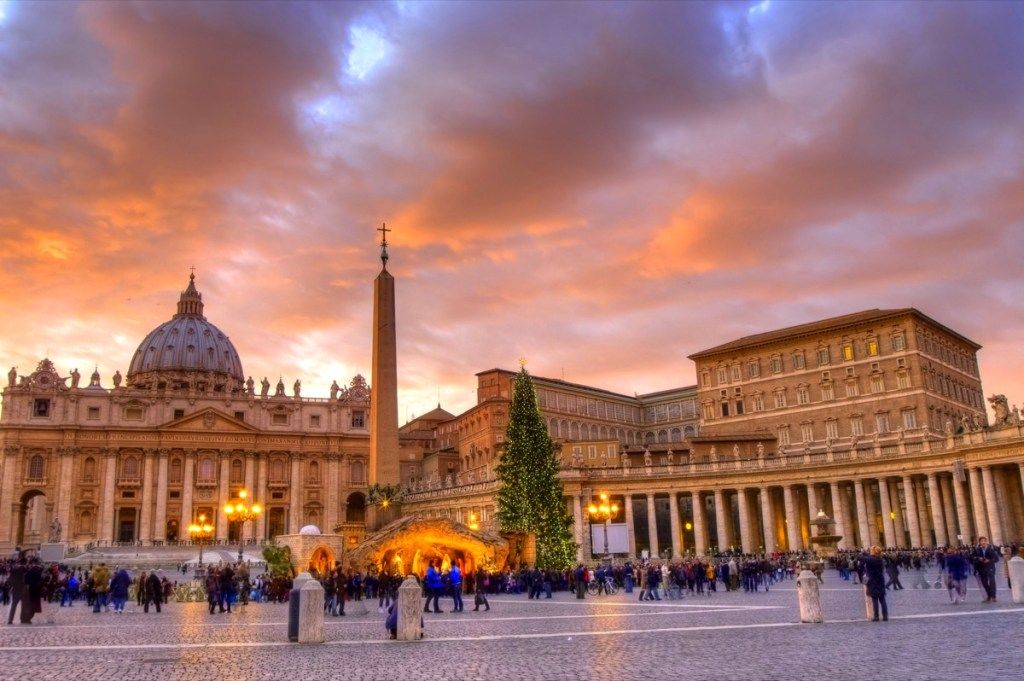Vatikaanin joulukuusi tosiasiat