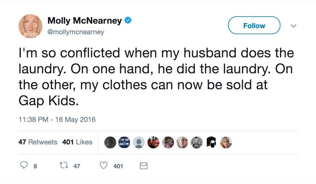 मौली मैकनरेनी सबसे मजेदार सेलिब्रिटी शादी के ट्वीट करती हैं