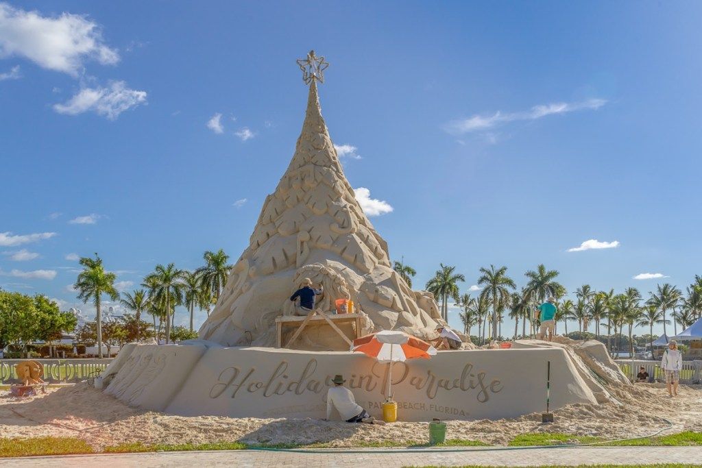 ویسٹ پام بیچ کرسمس ریت کا مجسمہ