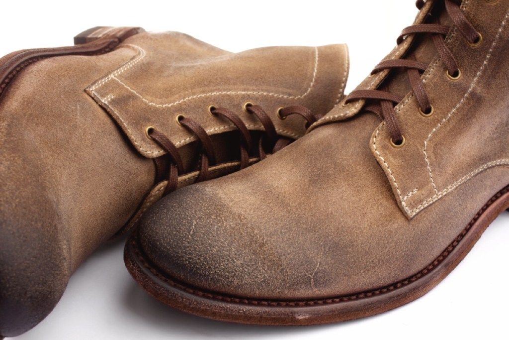 汚れた革の靴、DIYハック