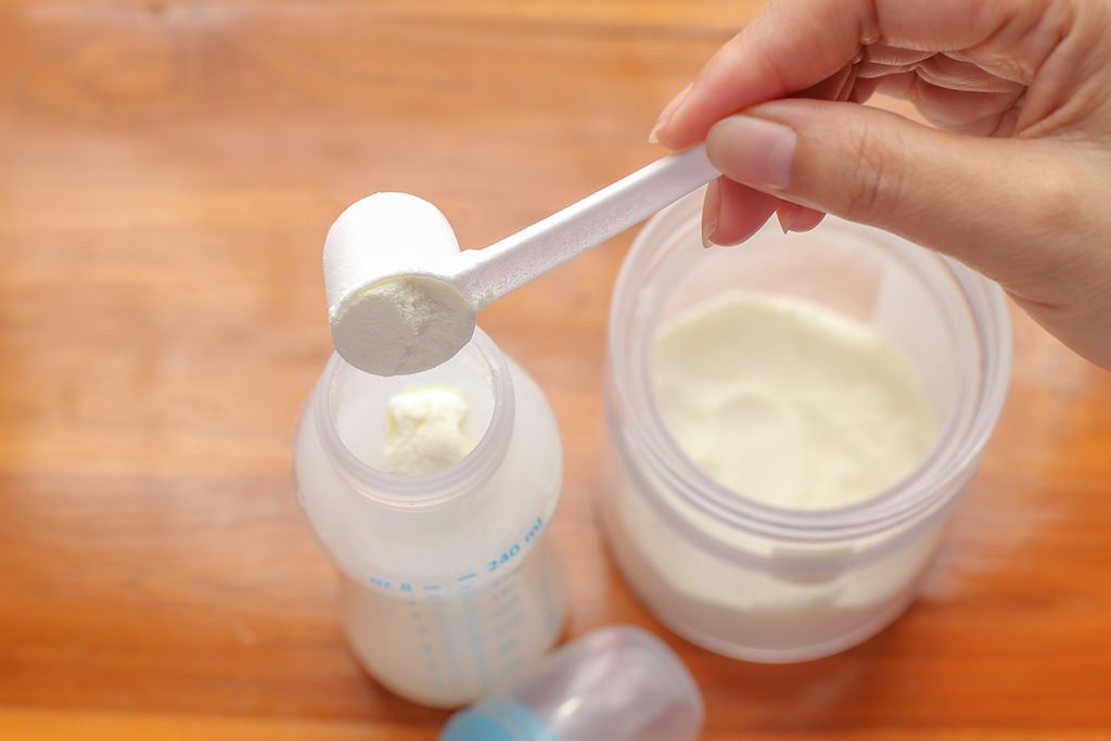flaske babyformel, tip til forældre