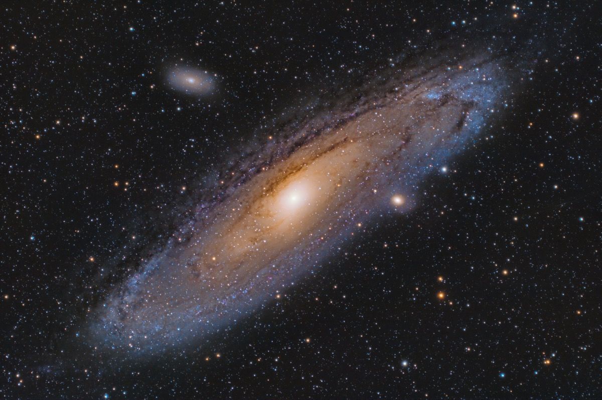 Galaksi Andromeda, diambil dengan gunung Sky-Watcher saya dan teleskop, fakta yang lebih pintar