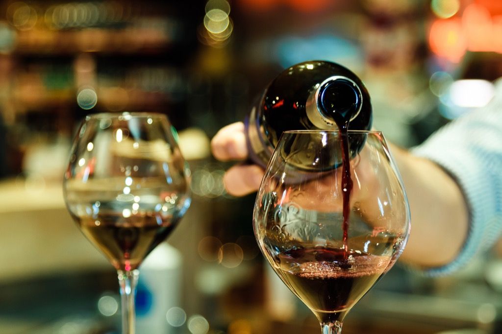היתרונות הבריאותיים של היין של היין
