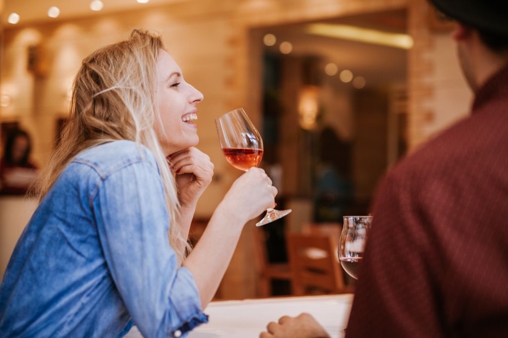 ползи от пиенето на вино от жена