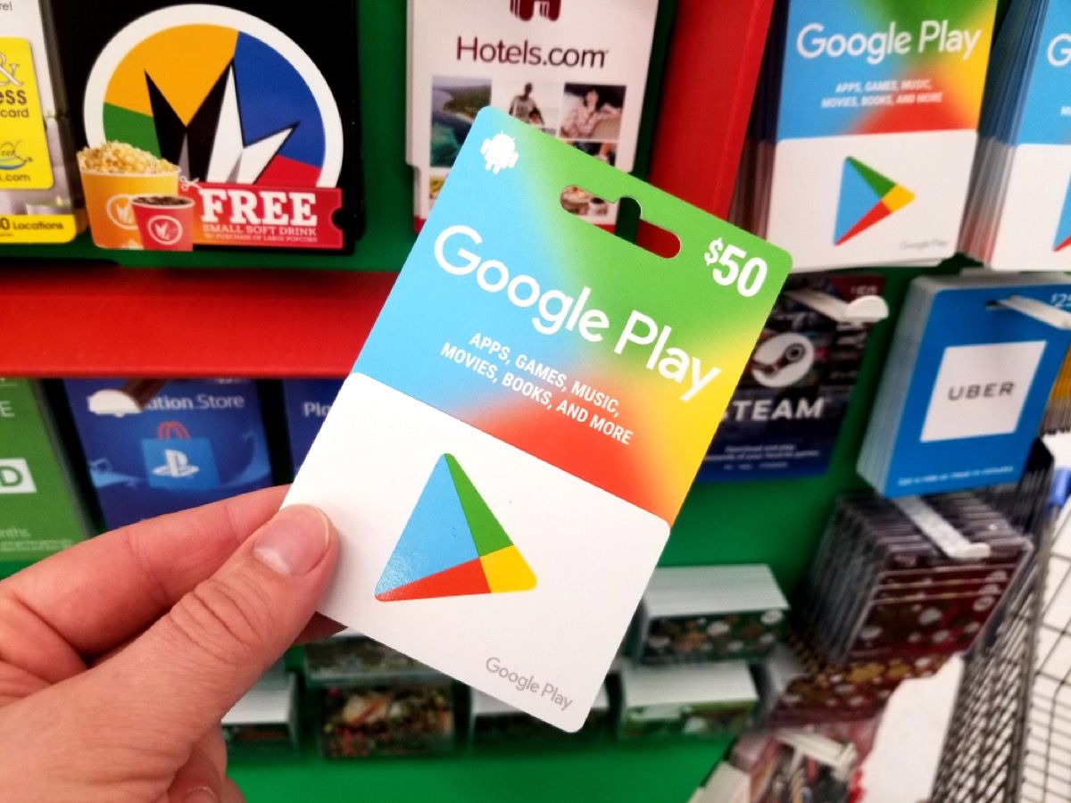 والمارٹ پر گوگل پلے گفٹ کارڈ اور دوسرے گفٹ کارڈز