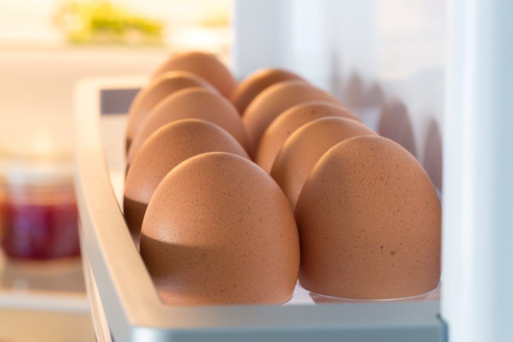 भूरे रंग के अंडे
