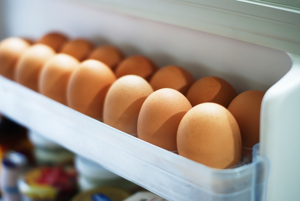 ביצים במקרר