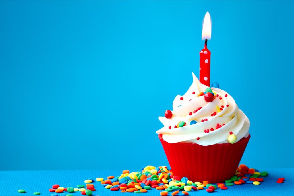 birthday cupcake 30 dingen die moeilijker zijn dan Harvard binnenkomen