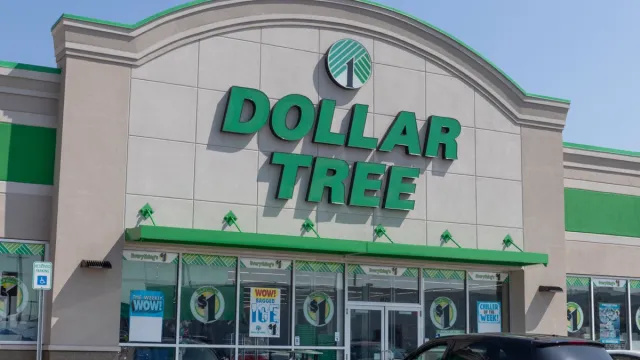 Dollar Tree-Käufer loben seine Anti-Aging-Seren: „Meine Haut ist die beste, die sie je gesehen hat“