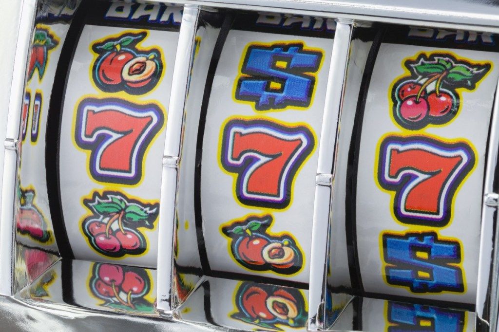 Osvajanje Jackpota s automatima na Lucky Sevens