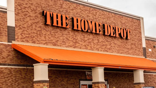 8 coses que els compradors de Home Depot no s'adonen que poden obtenir de forma gratuïta