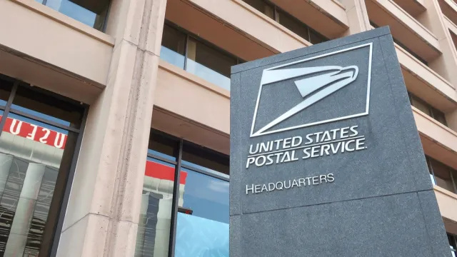 USPSは「劇的な変化」で今年を終えると郵便局長が語る