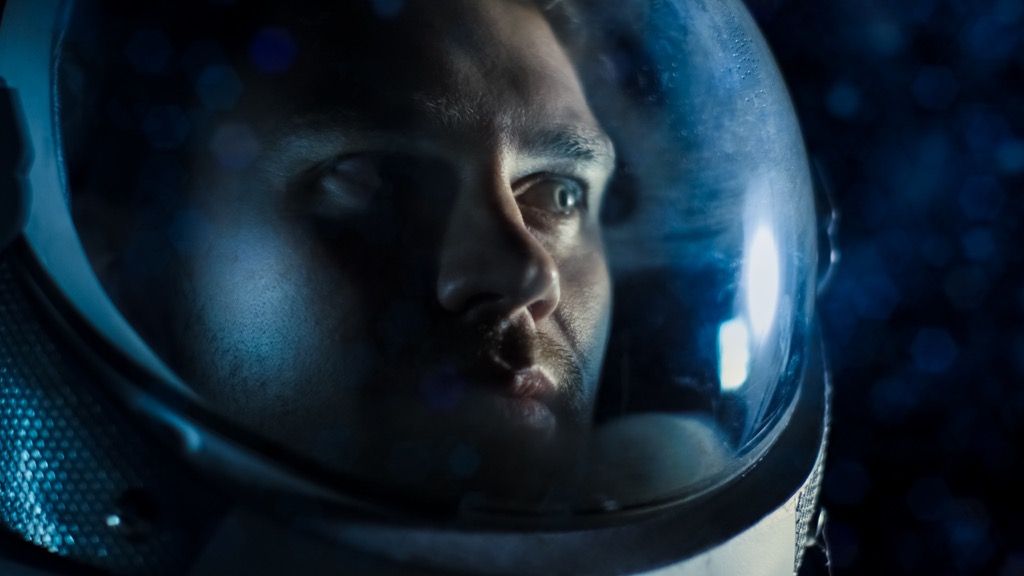 astronaut closeup 27 Lucruri nebunești pe care astronauții trebuie să le facă