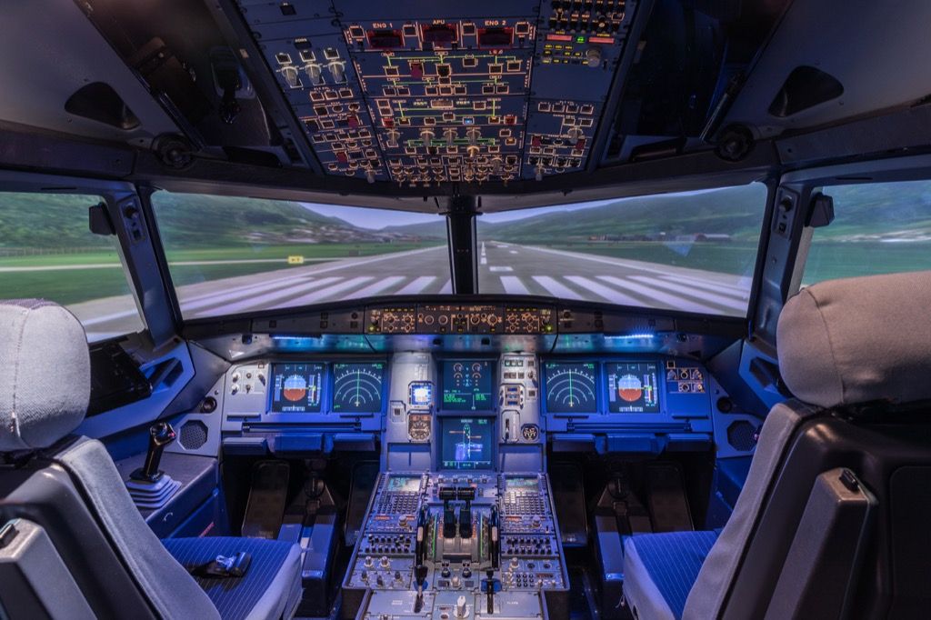 fly cockpit