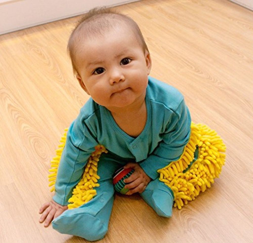 бебешки моп onesie най-луди продукти на Amazon