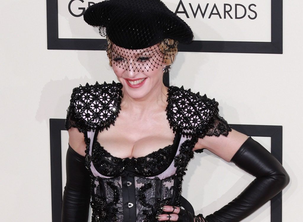 Madonnas sarkanā paklāja stils neizdodas