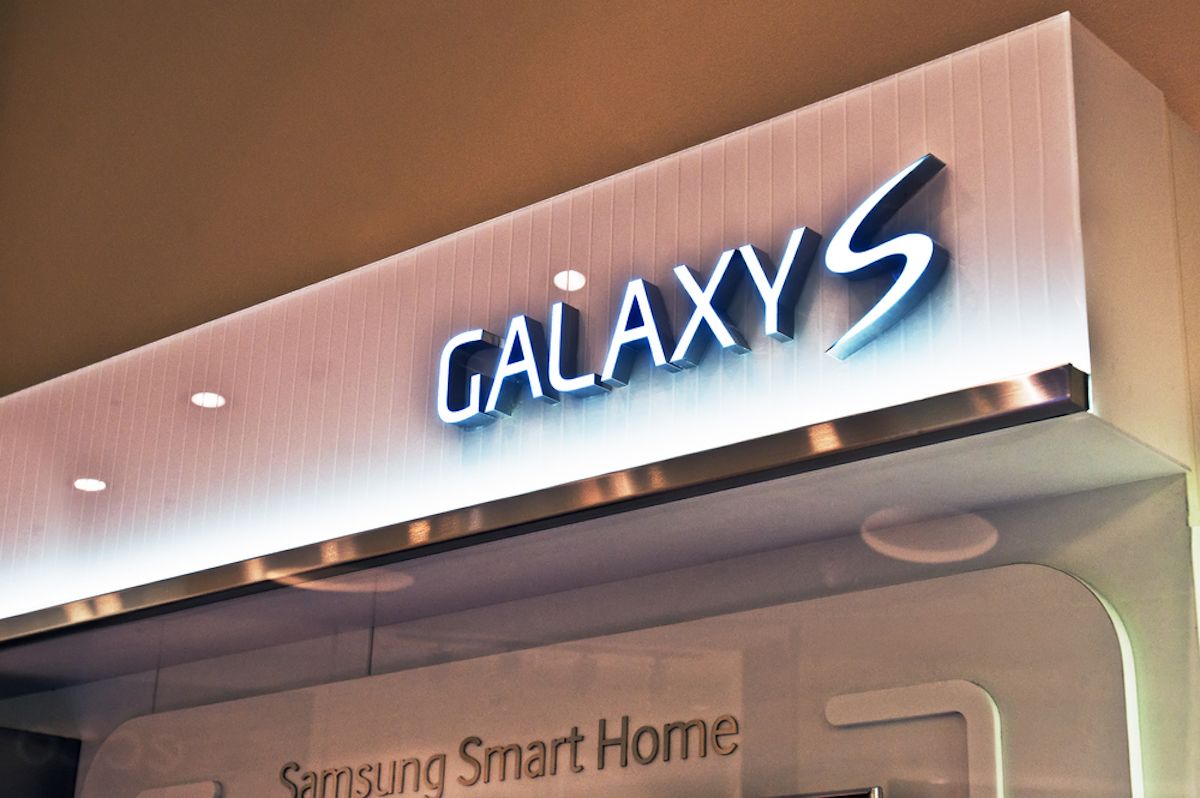 Samsung Galaxy S Sign a Samsung áruházban