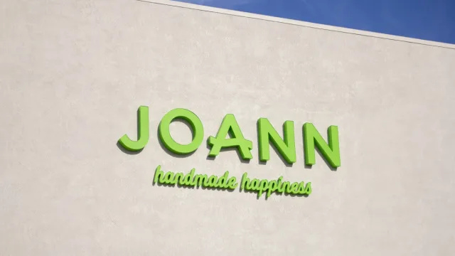 Jo-Ann Fabrics cerrará tiendas a partir del 22 de enero