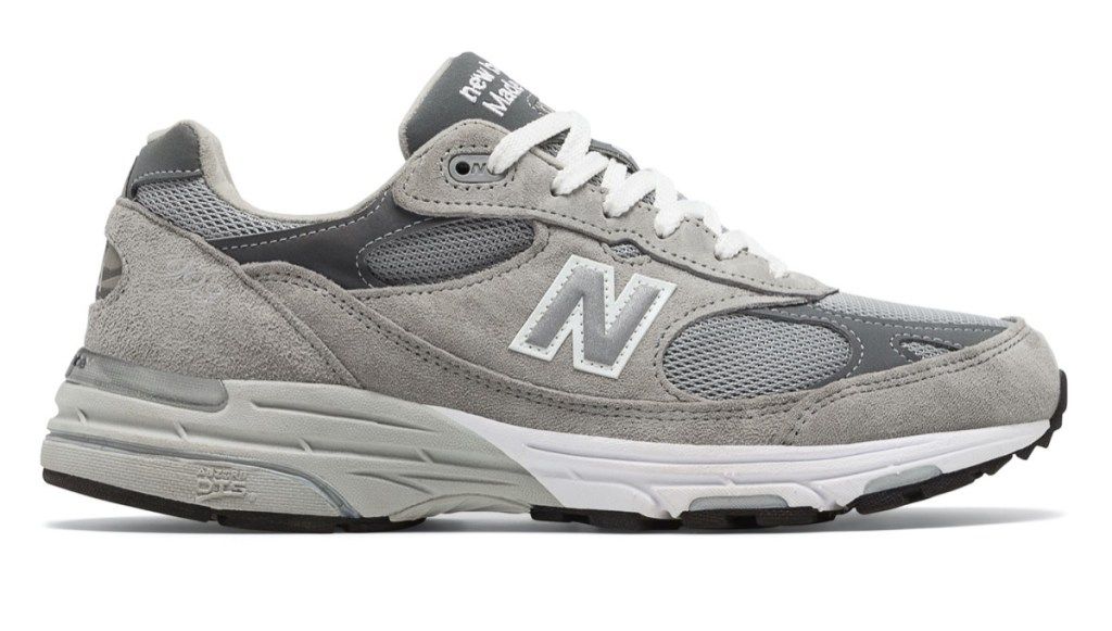 grå new balance sneakers