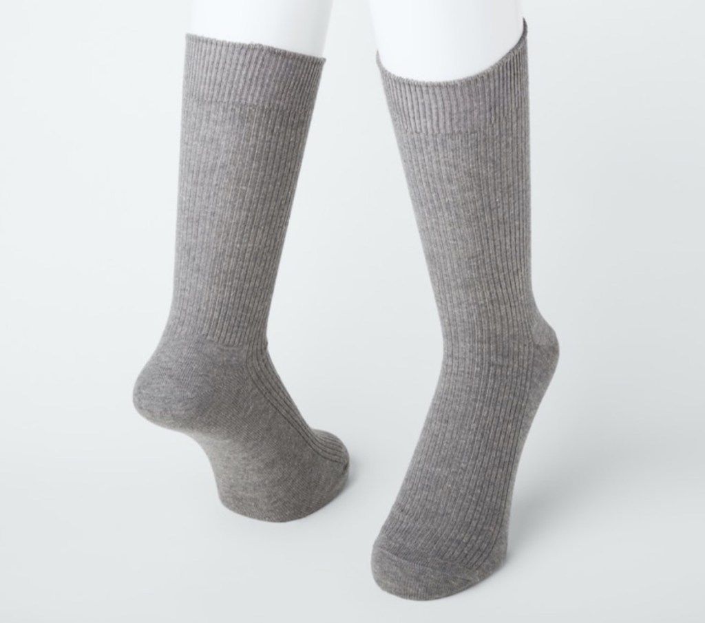 šedé ponožky uniqlo