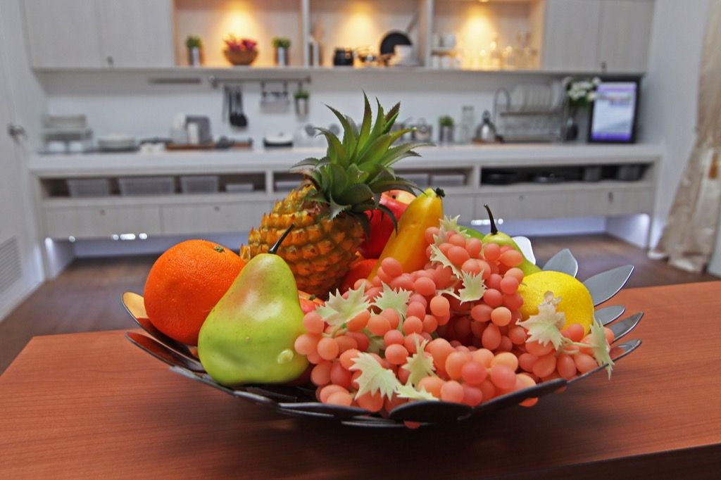 Fruta falsa en la cocina peores tendencias de diseño de interiores