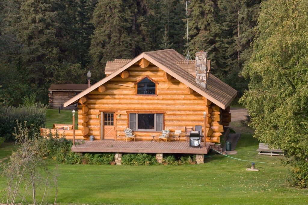 المنزل في أنماط المنزل الأكثر شعبية في ألاسكا