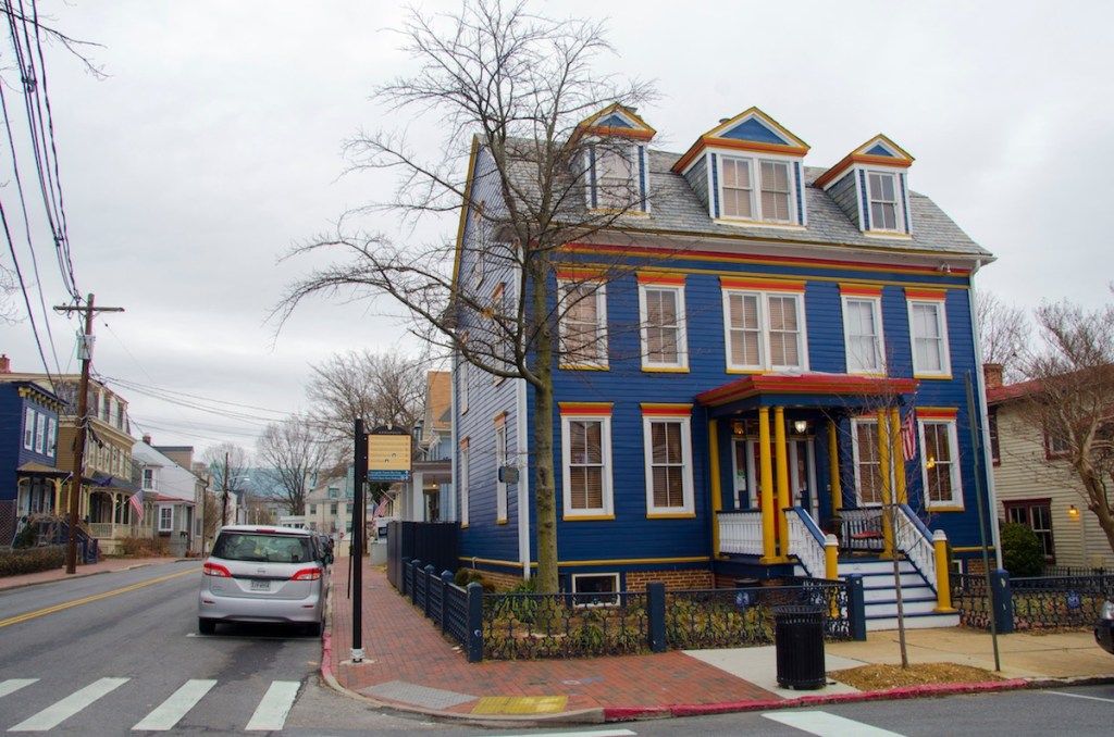 Hiša v kolonialnem slogu v Marylandu najbolj priljubljeni hišni slogi
