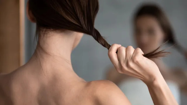 5 הסגנונות הטובים ביותר לשיער דליל, אומרים מומחים