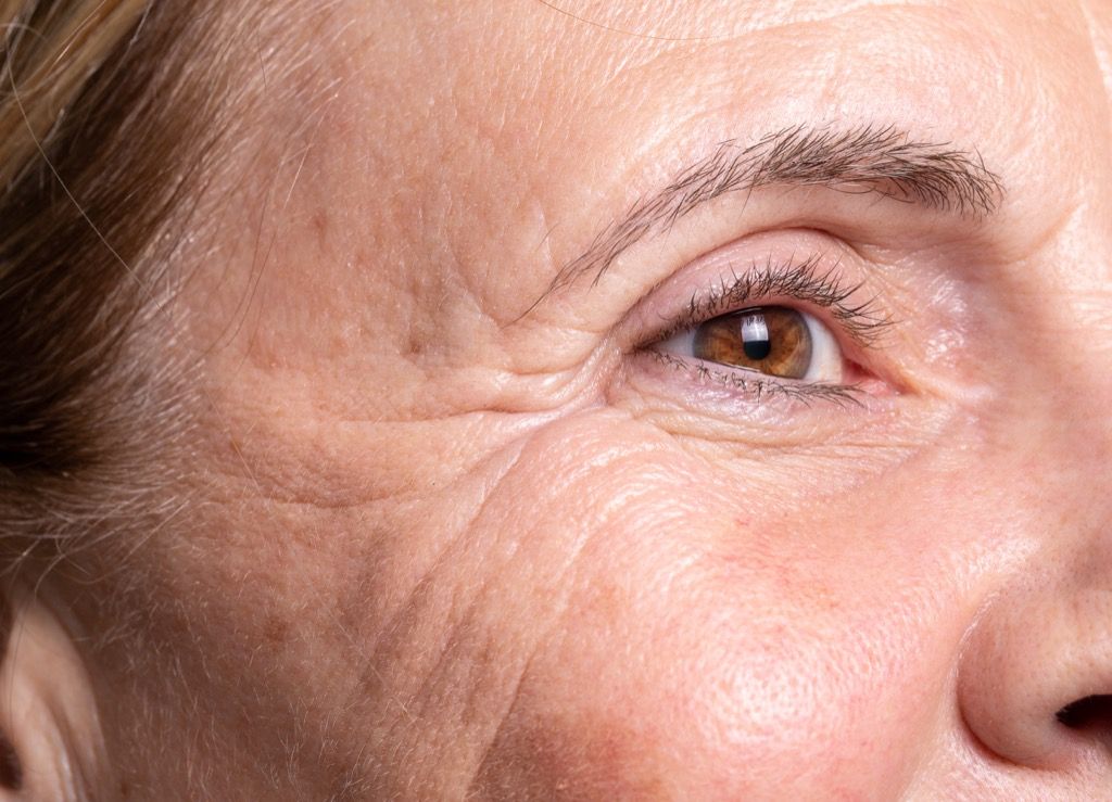arrugas peor piel, maquillaje para mujeres mayores