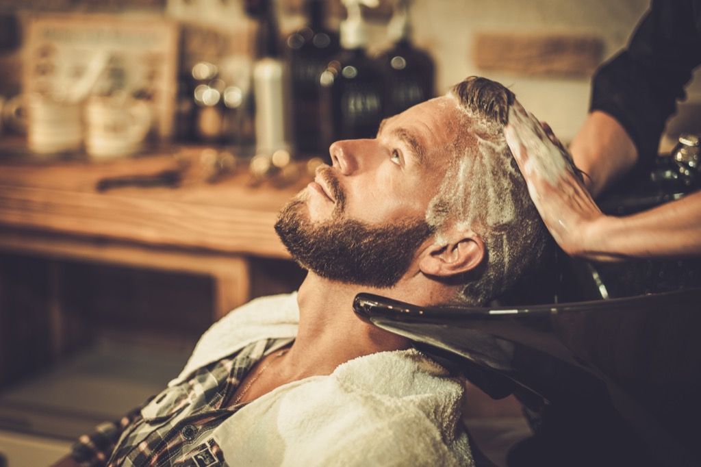 17 puikių būdų vyresniems nei 40 metų vyrams pasirinkti naują šukuoseną
