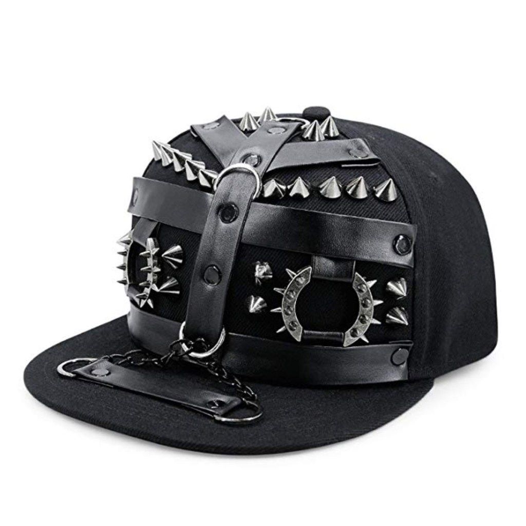 černý klobouk zámky, kulky a řetízkové pásy