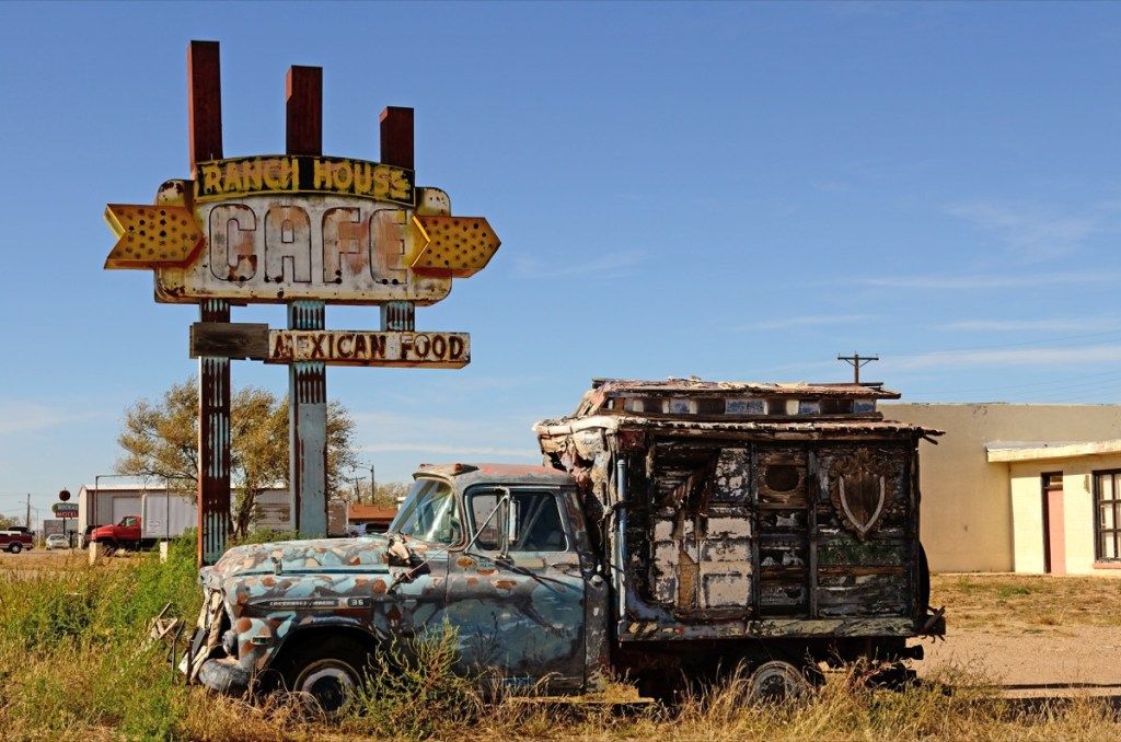 Çiftlik Evi Cafe New Mexico en ürkütücü terk edilmiş binalar