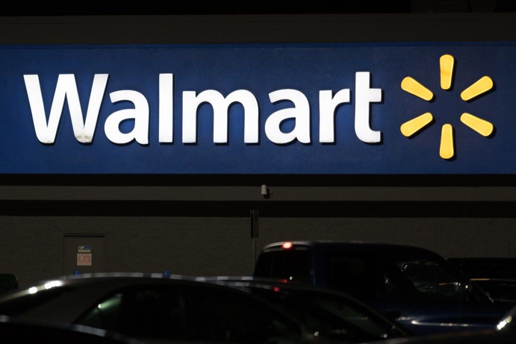 vitrina Walmart noaptea, fapte despre Arkansas