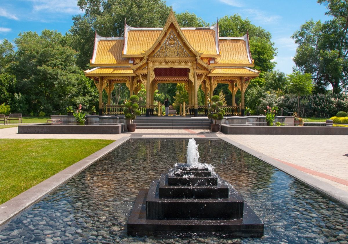 Taizemes paviljons Olbrichas botāniskajos dārzos Viskonsīnā