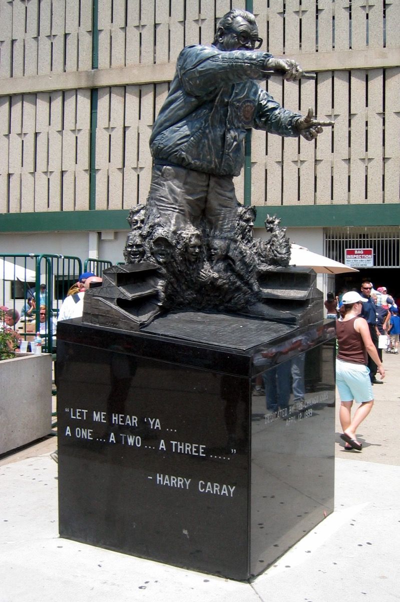 άγαλμα του Χάρι Καράι στο Σικάγο