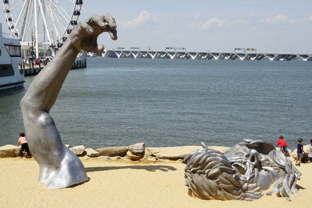estàtua del despertar del port nacional