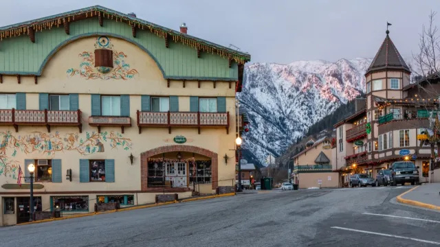 10 najbolj očarljivih majhnih mest v ZDA za zimski pobeg